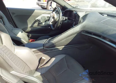 2021 Chevrolet Corvette Stingray Rwd 2Lt from USA, damaged, VIN 1G1YB2D42M5120437